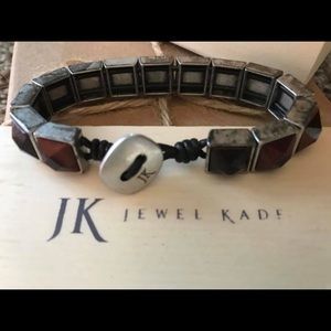 Jewel Kade tigers eye bracelet